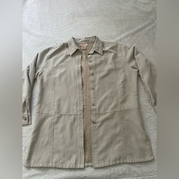 Vintage Cotton Ginny “suede” style button up top! - Picture 7 of 7